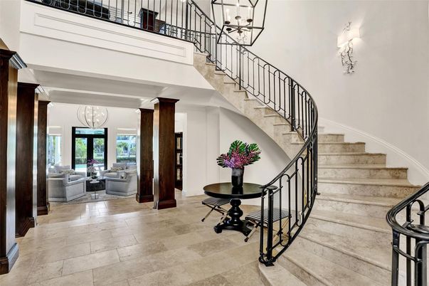 Chandelier, Interior, Living room, Pendant Lights