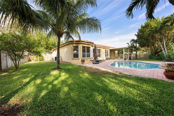Backyard, Exterior, Pool