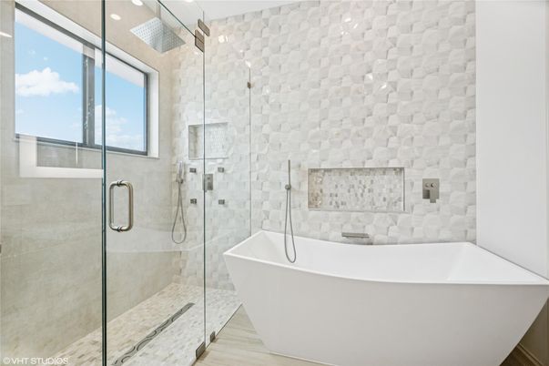 Bathroom, Free Standing Baths, Glass Shower, Interior, Recessed Lighting