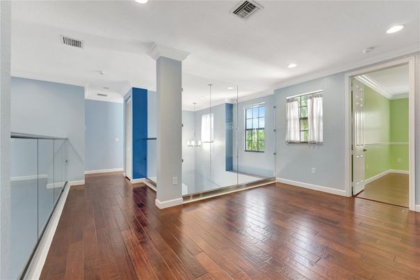 Empty room, Interior, Pendant Lights, Recessed Lighting, Wood Texture Flooring