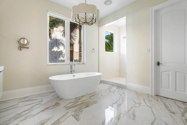 Bathroom, Chandelier, Free Standing Baths, Interior, Marble, Pendant Lights