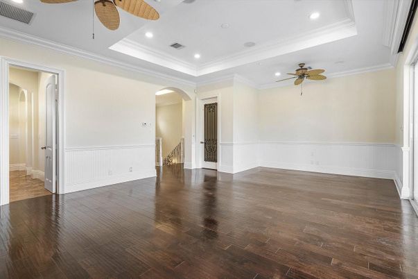 Empty room, Interior, Recessed Lighting, Wood Texture Flooring
