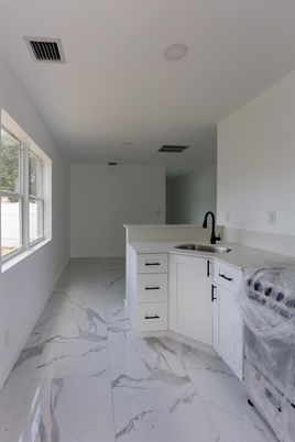 Interior, Kitchen, Marble, Recessed Lighting