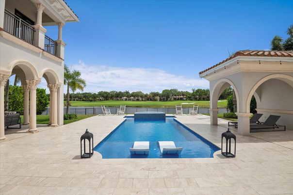 Exterior, Pool, Water