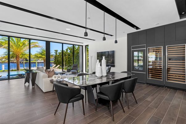 Dining room, Interior, Living room, Pendant Lights, Recessed Lighting, Wood Texture Flooring