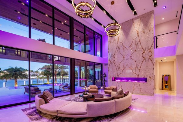Chandelier, Fireplace, Interior, Living room, Pendant Lights, Recessed Lighting, Water