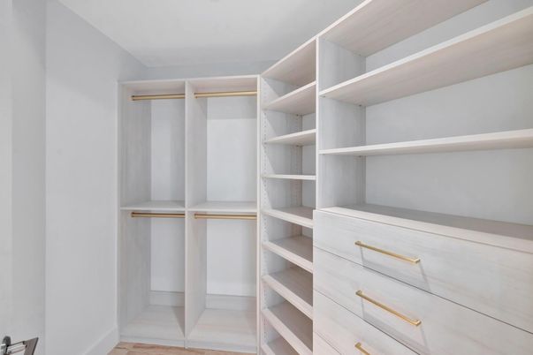 Interior, Walk-in Closets