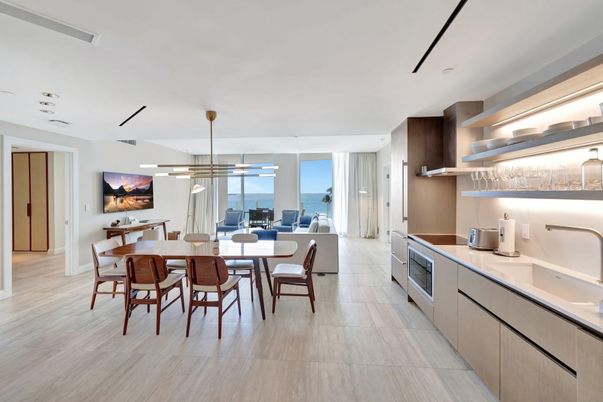 Dining room, Interior, Kitchen, Living room, Pendant Lights, Recessed Lighting, Water