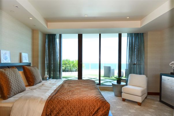 Bedroom, Interior, Recessed Lighting, Water
