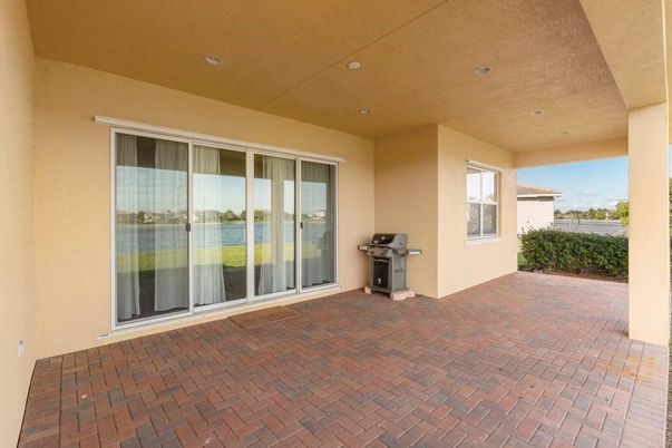 Exterior, Water