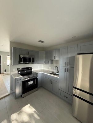 Interior, Kitchen, Stainless Steel Appliances