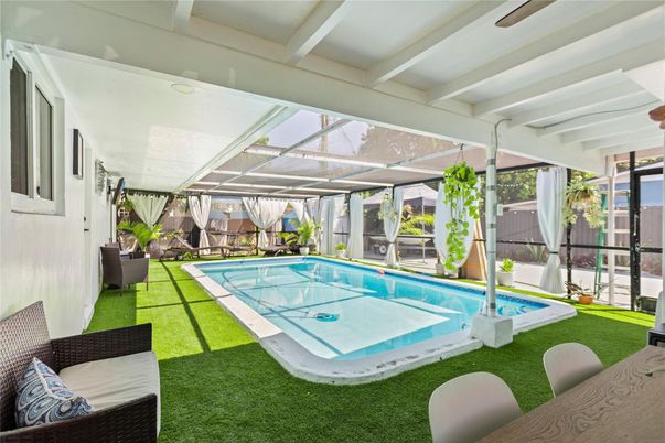 Glass Ceilings, Interior, Pool, Sun Room