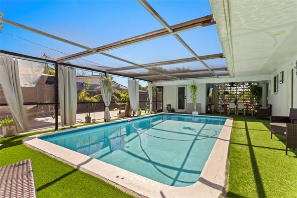 Glass Ceilings, Interior, Pool, Sun Room