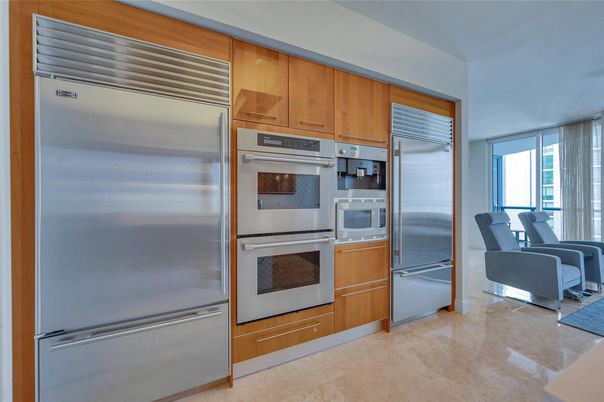 Interior, Kitchen, Stainless Steel Appliances