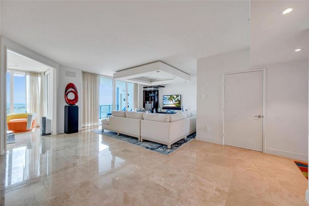 Interior, Living room, Recessed Lighting