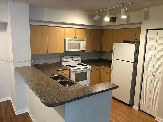 Interior, Kitchen, Wood Texture Flooring