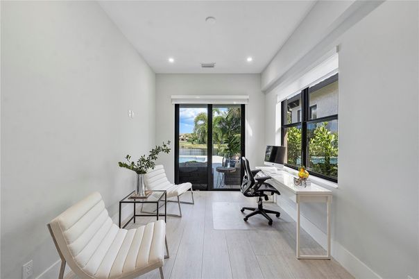 Home Office, Interior, Recessed Lighting, Wood Texture Flooring