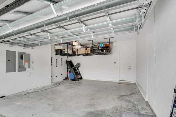 Garage, Interior