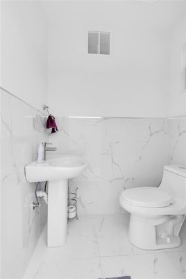 Bathroom, Interior, Marble, Marble Walls
