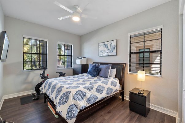 Bedroom, Fitness Equipment, Interior, Wood Texture Flooring