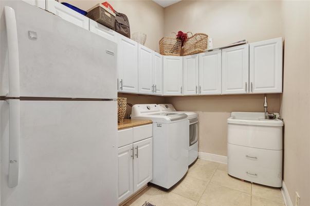 Interior, Washer