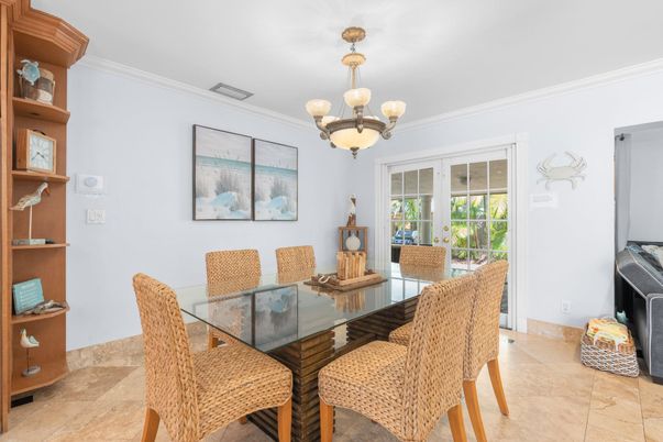 Chandelier, Dining room, Interior
