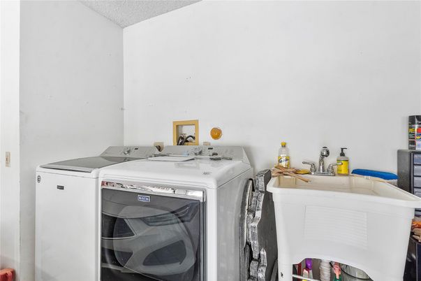 Interior, Washer