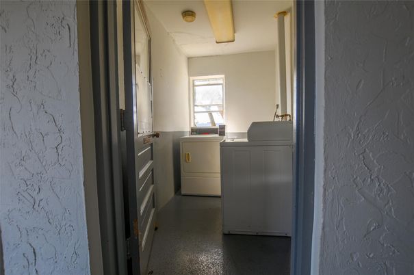 Interior, Washer