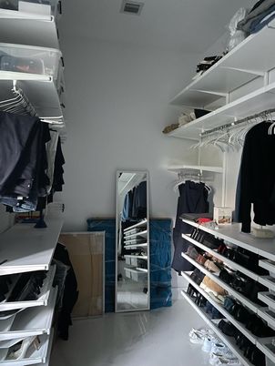 Interior, Walk-in Closets