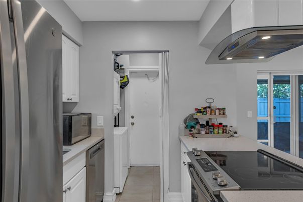 Interior, Kitchen, Recessed Lighting