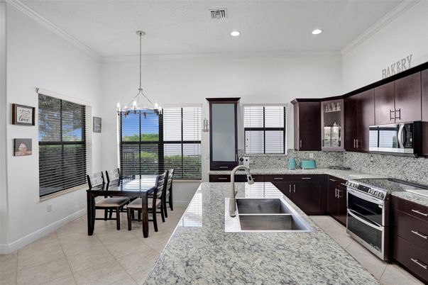 Dining room, Interior, Kitchen, Pendant Lights, Recessed Lighting