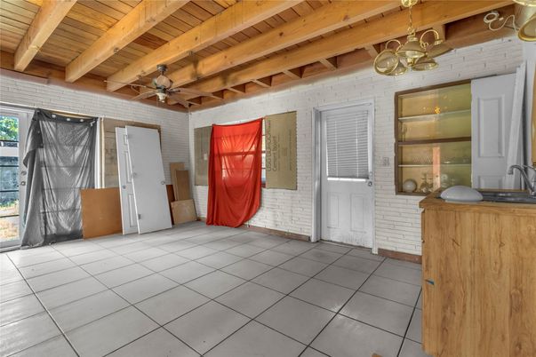 Empty room, Interior, Stone Walls, Wooden Beams, Wooden Ceilings