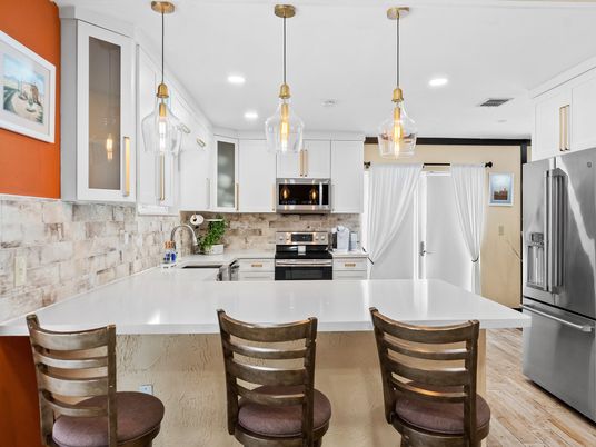 Interior, Kitchen, Pendant Lights, Recessed Lighting, Stainless Steel Appliances