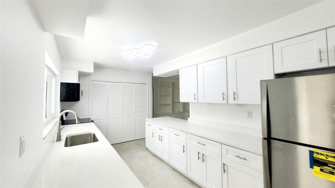 Interior, Kitchen, Stainless Steel Appliances