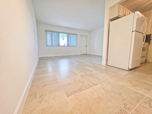 Empty room, Interior, Kitchen