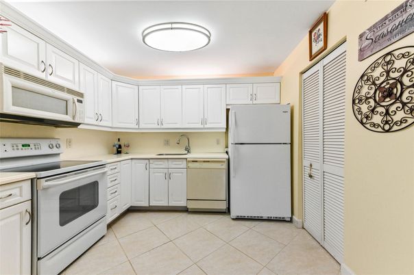 Interior, Kitchen