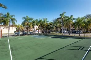 Exterior, Tennis Courts