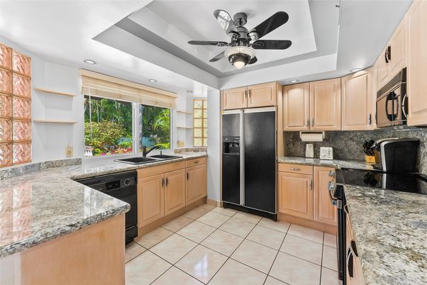 Interior, Kitchen, Recessed Lighting