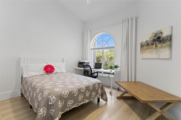 Bedroom, Home Office, Interior, Wood Texture Flooring