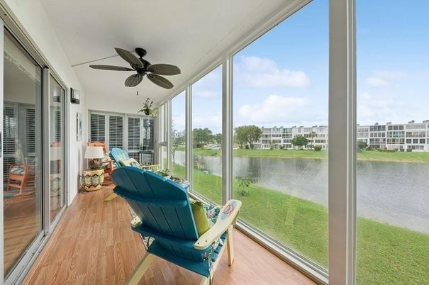 Interior, Sun Room, Water, Wood Texture Flooring