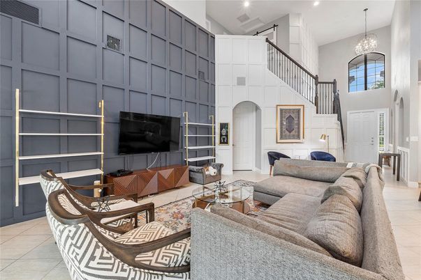 Chandelier, Interior, Living room, Pendant Lights, Recessed Lighting