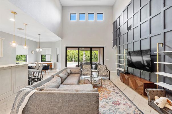 Dining room, Interior, Living room, Pendant Lights