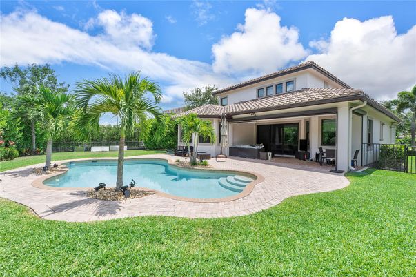 Backyard, Exterior, Pool