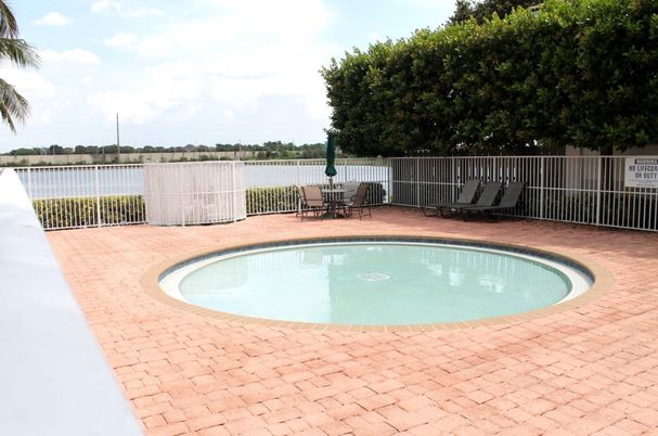 Exterior, Pool, Water