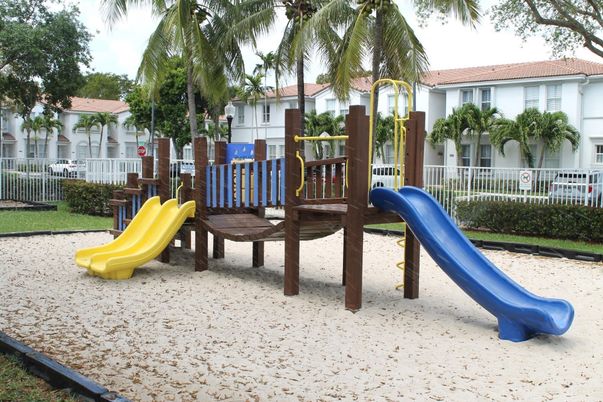 Backyard, Exterior, Playground