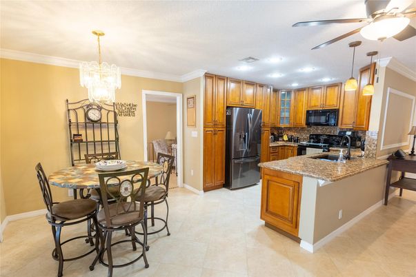 Chandelier, Dining room, Interior, Kitchen, Recessed Lighting