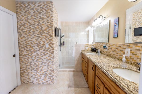 Bathroom, Dual Sink Vanities, Glass Shower, Interior