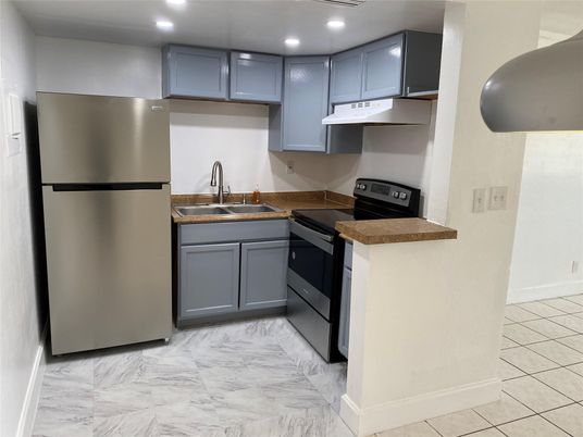 Interior, Kitchen, Marble, Recessed Lighting