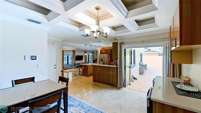 Chandelier, Dining room, Interior, Kitchen, Pendant Lights, Recessed Lighting