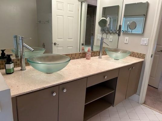 Bathroom, Dual Sink Vanities, Interior